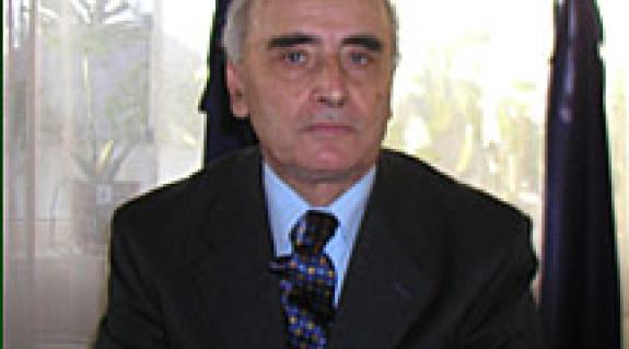 Dr. Giller László