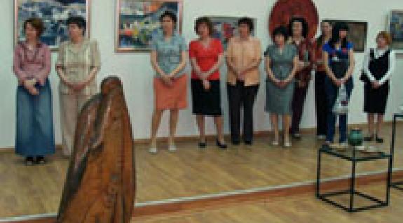 A tárlat megnyitóján