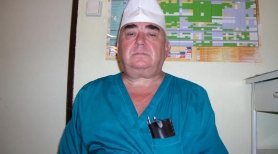 Dr. Jurij Janohin, a Beregszászi Járási Kórház sebésze