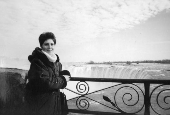 Béres Katalin a Niagara-vízesésnél