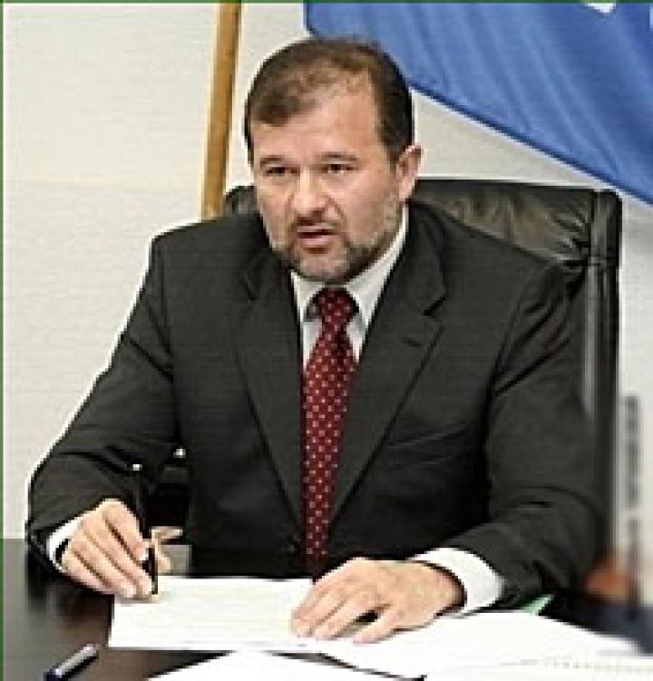 Viktor Baloga korábbi kormányzó, katasztrófavédelmi miniszter, jelenleg az elnöki titkárság vezetője- a legbefolyásosabb kárpátaljai