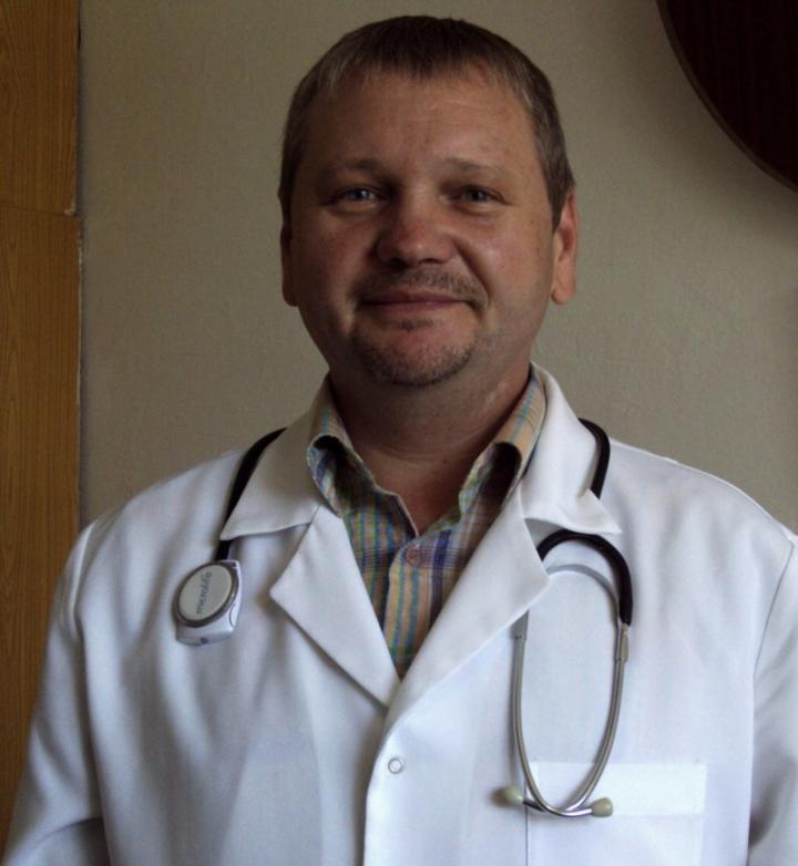 Dr. Kovács Mihály, a Viski Nagyközségi Poliklinika belgyógyásza