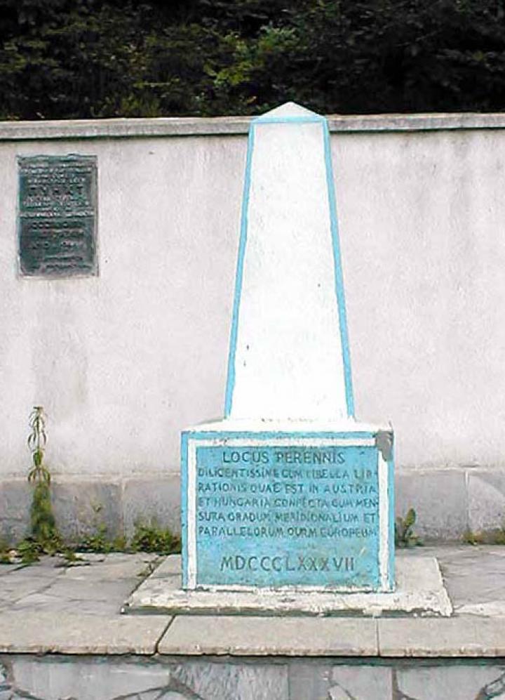 Az obeliszk Európa közepén