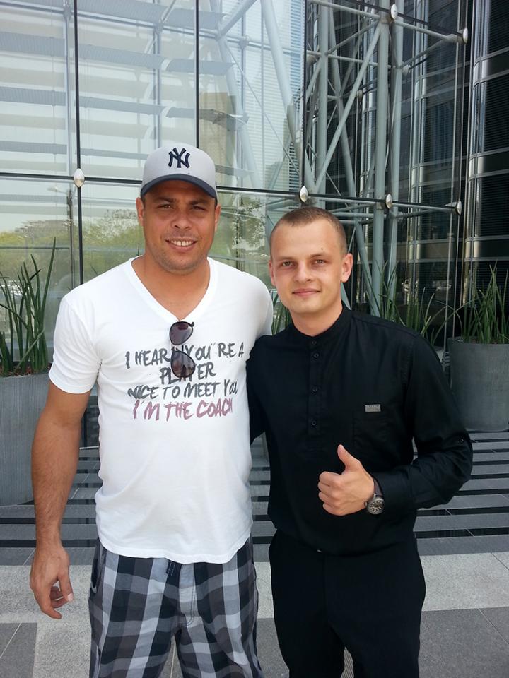 Hírességek is megfordultak az Armani Holtelben. Ronaldo és Togyeriska Tamás