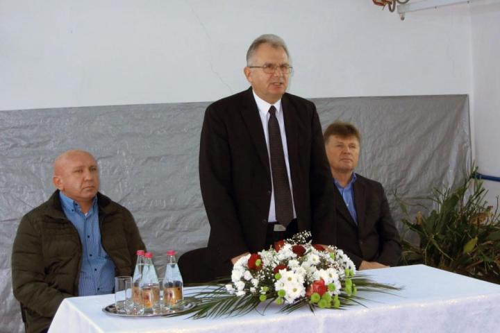 Rezes Károly, Virág László és Barta József a tiszapéterfalvai gyűlésen