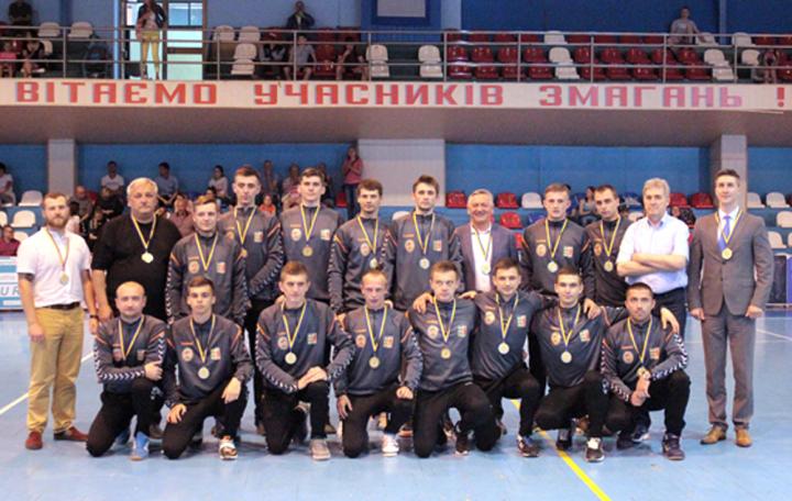 Az ukrán másodosztályú férfi bajnokságban bajnok Kárpáti HC együttese